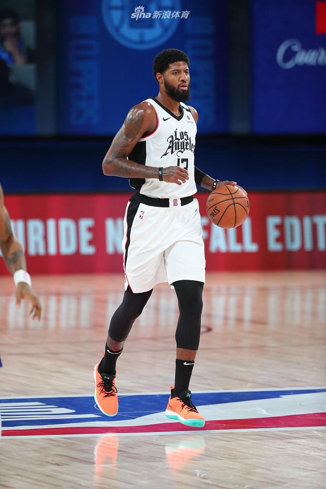 湖人继续以 湖人继续以